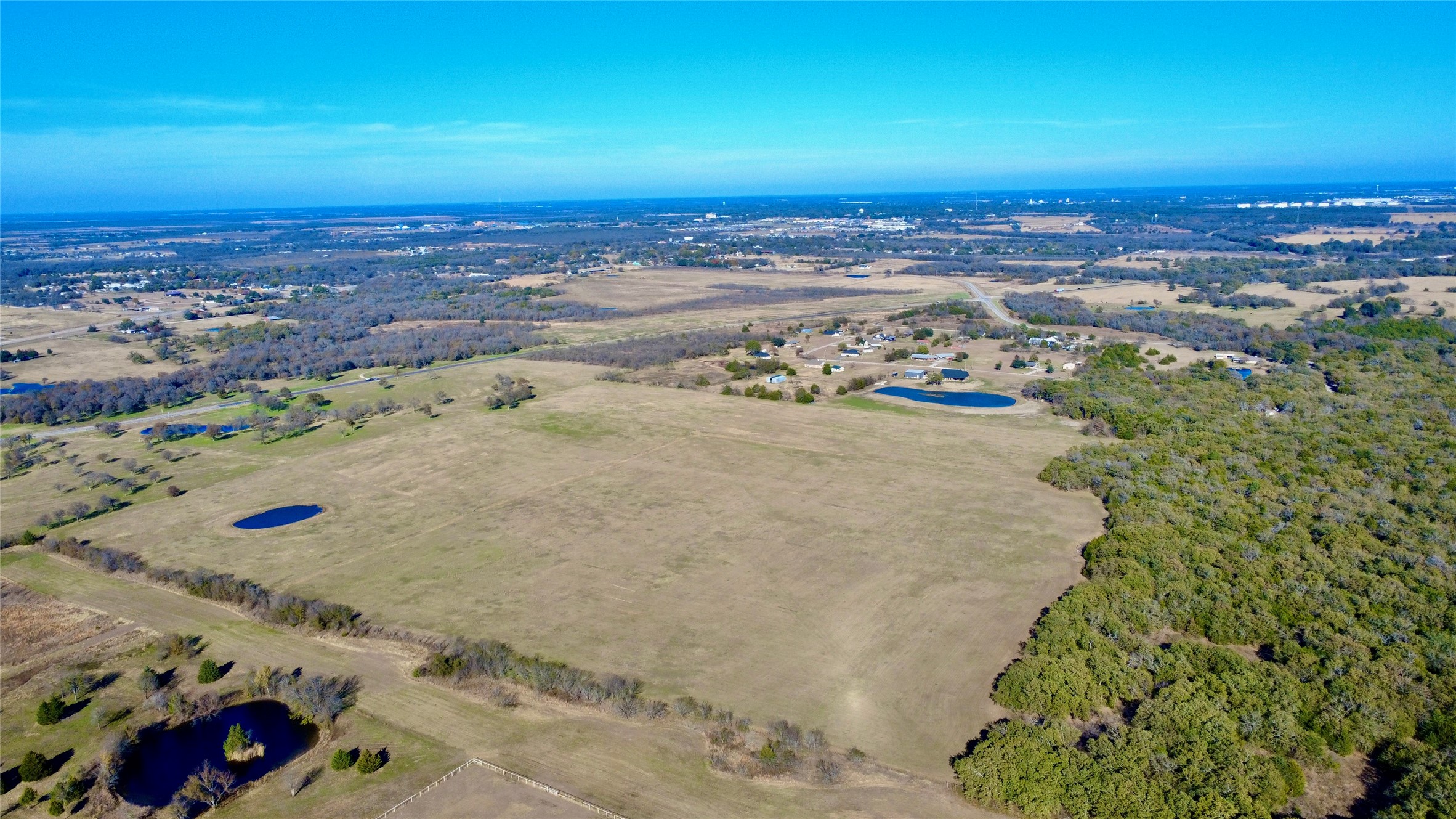 55.258 Acres. State Highway 31 Bypass Corsicana TX 75110