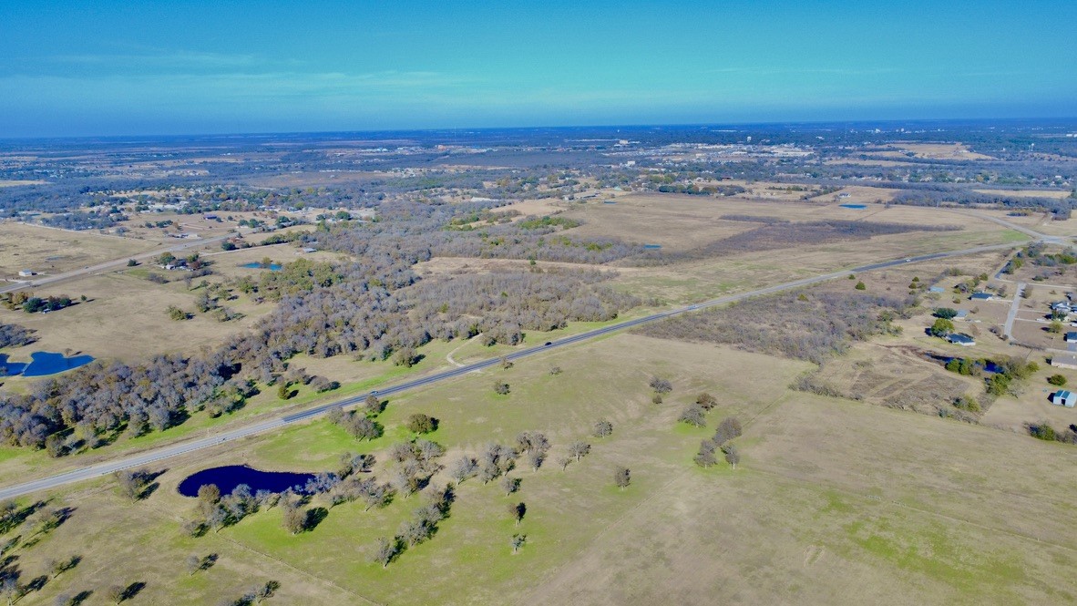 55.258 Acres. State Highway 31 Bypass Corsicana TX 75110