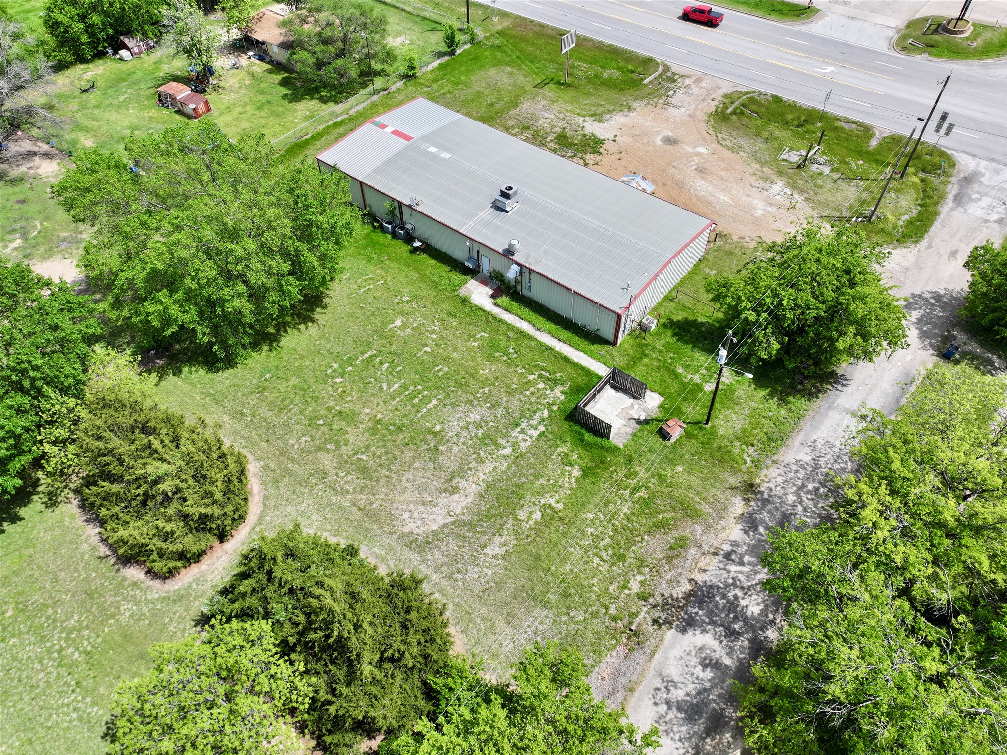 100 E Highway 31 Highway Dawson TX 76639