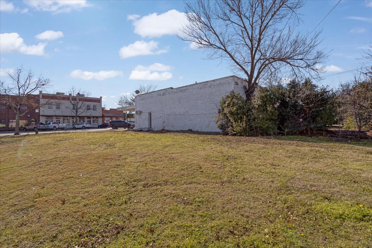112 W Main Street Allen TX 75013
