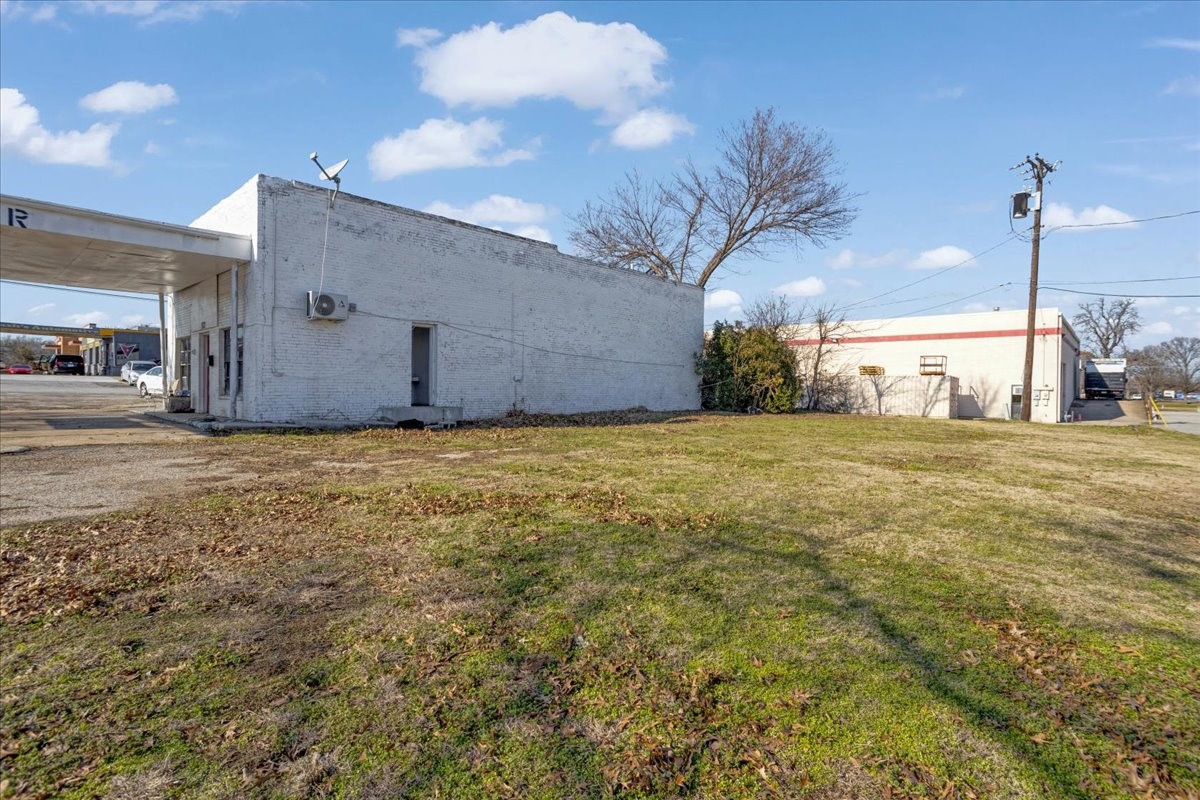 112 W Main Street Allen TX 75013