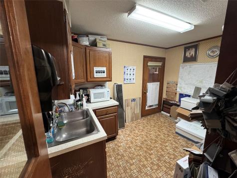 1900 Crockett Road Palestine TX 75801