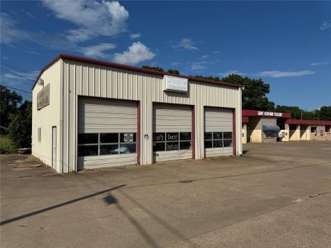 1900 Crockett Road Palestine TX 75801