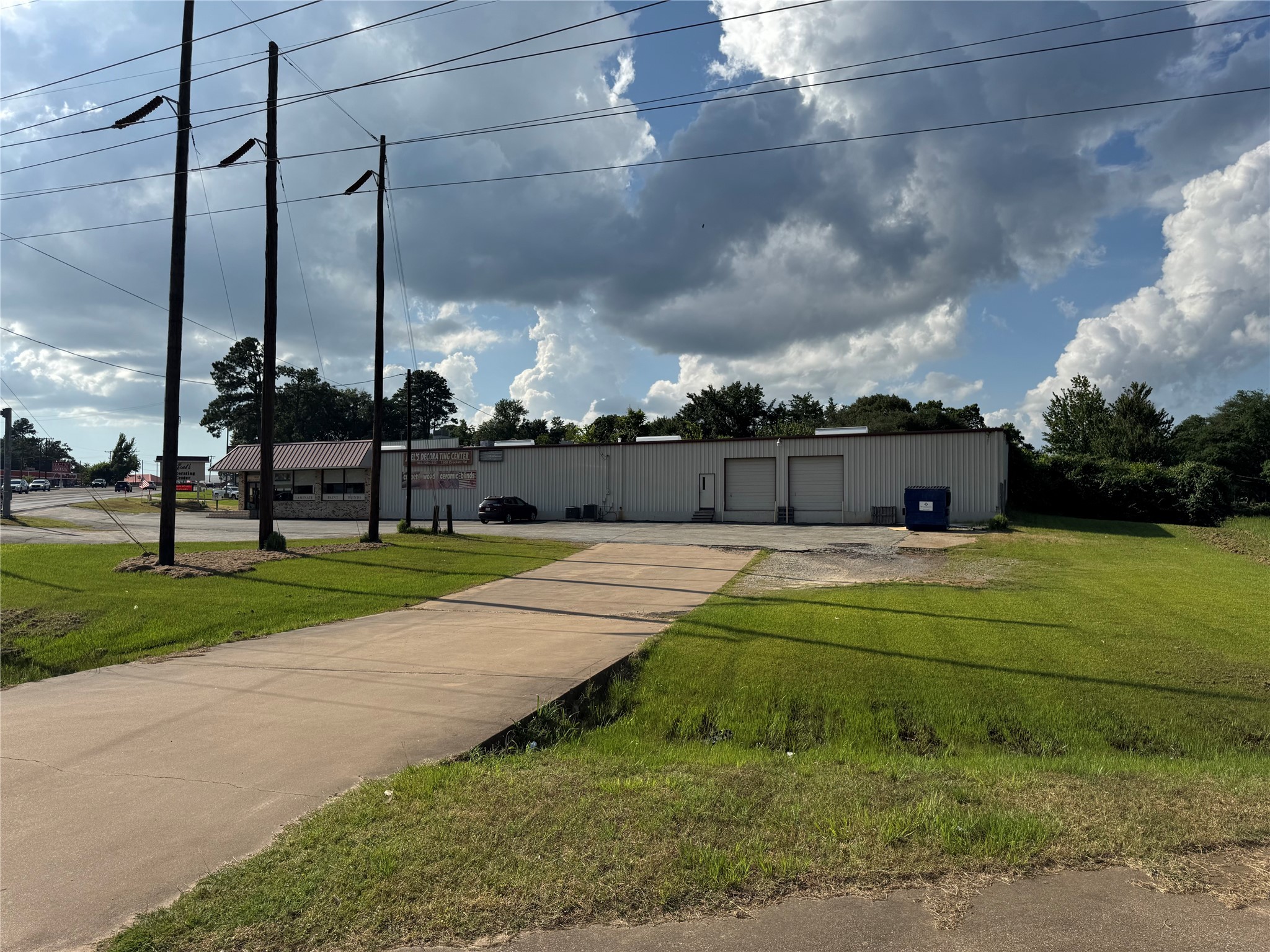 1900 Crockett Road Palestine TX 75801