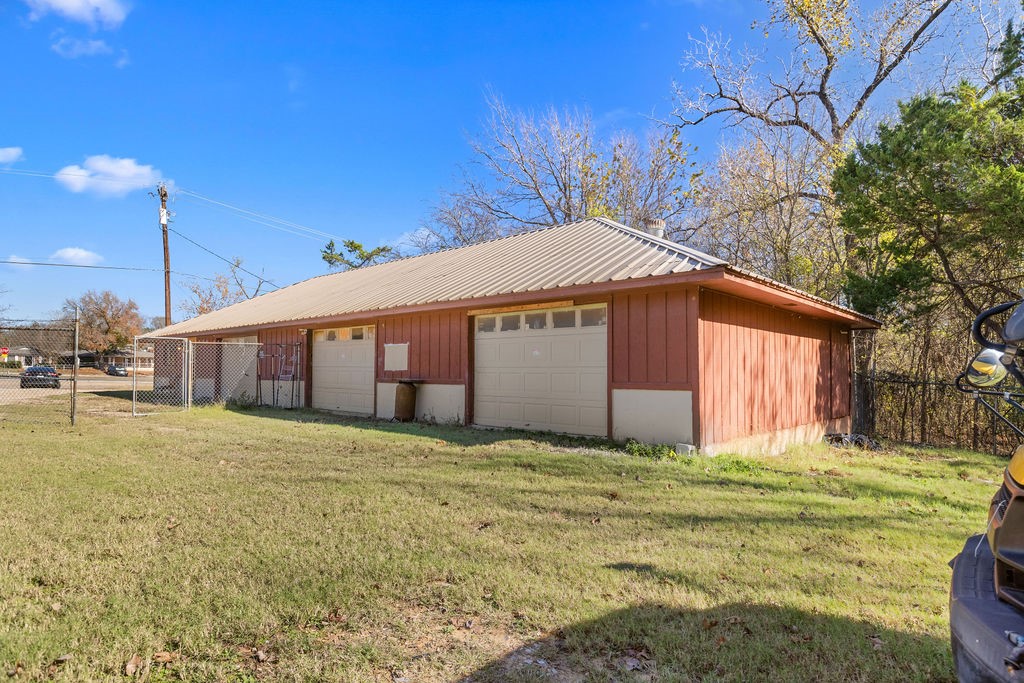 530 E Us Highway 69 Denison TX 75021