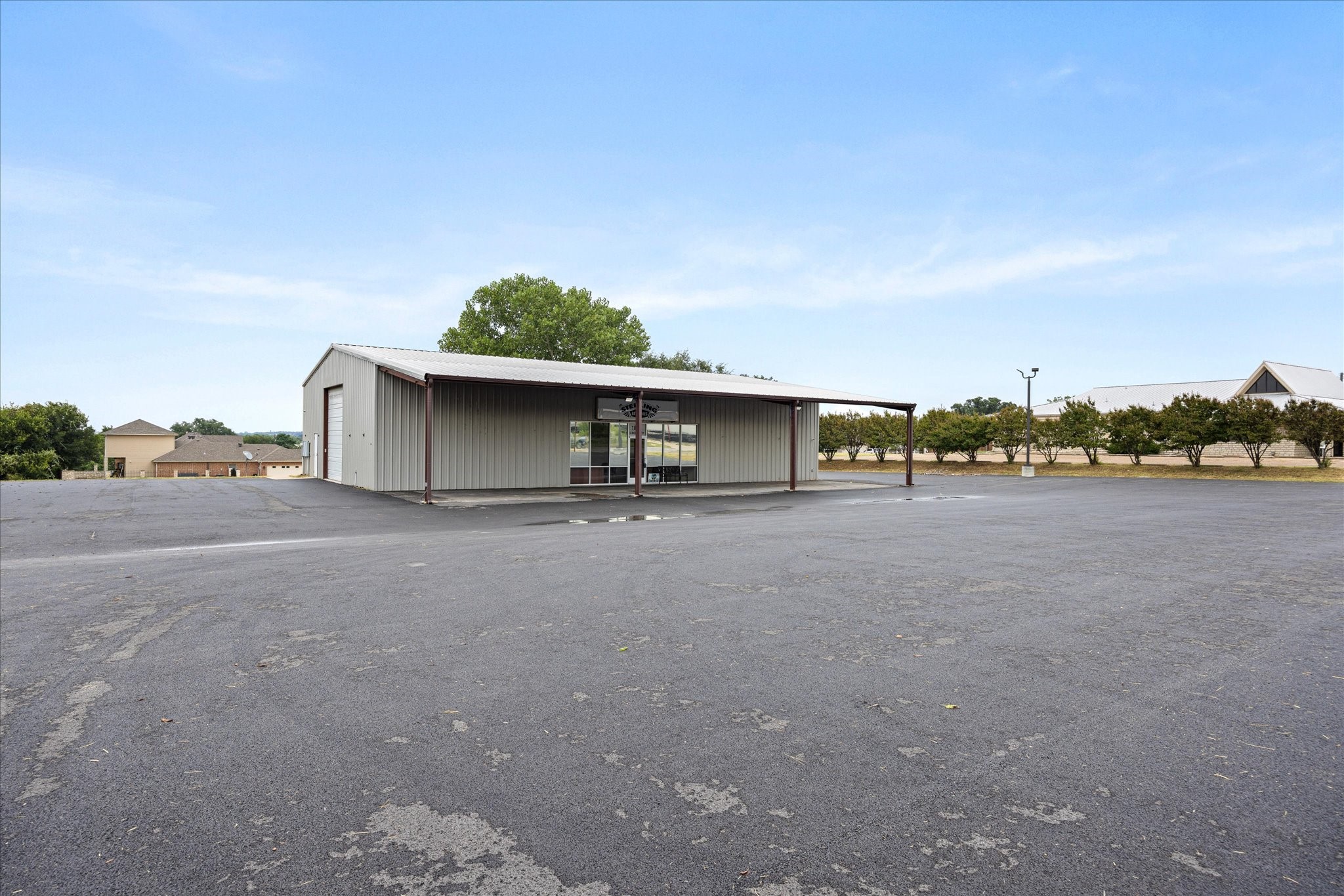 1817 S Morgan Street Granbury TX 76048