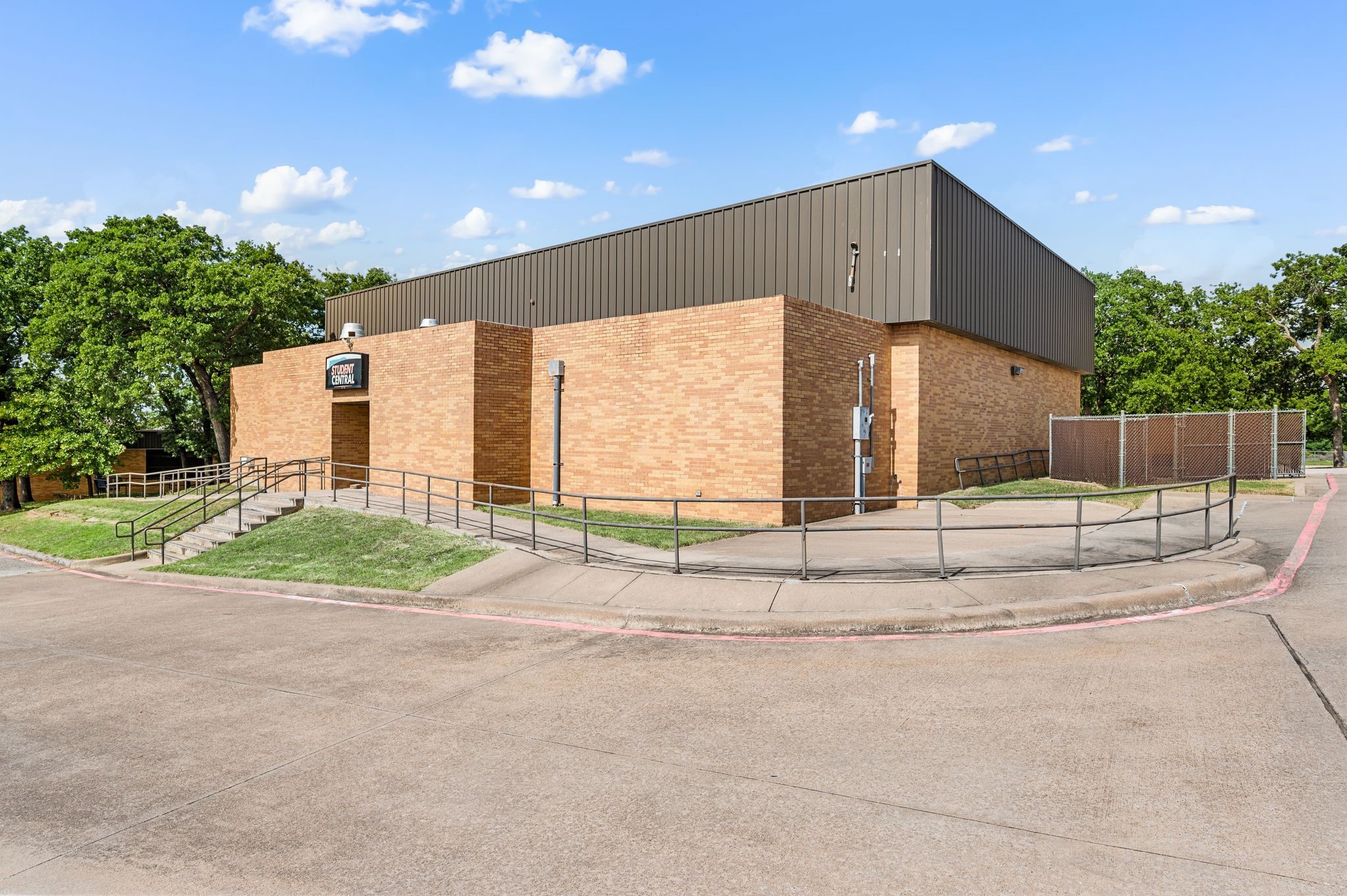 1101 N Carroll Avenue Southlake TX 76092