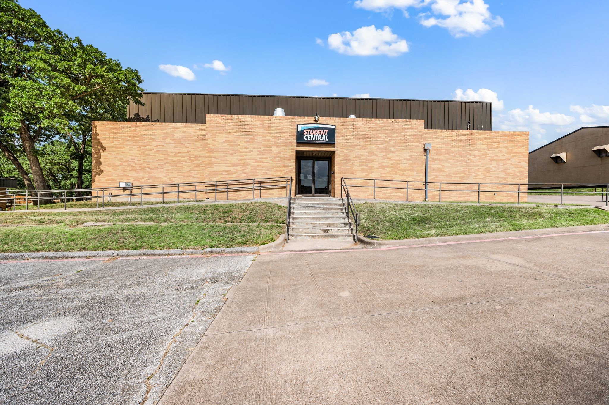 1101 N Carroll Avenue Southlake TX 76092