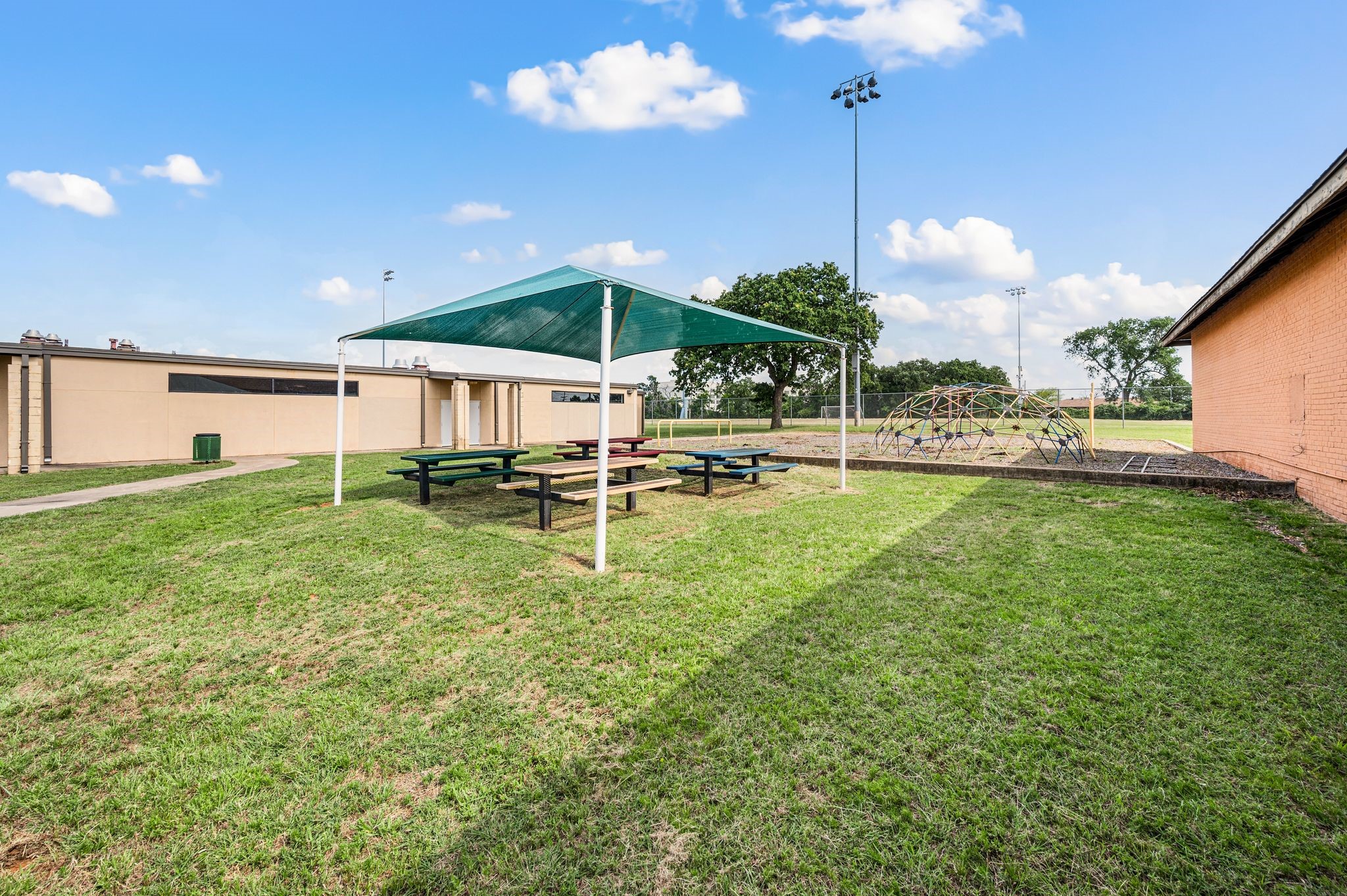 1101 N Carroll Avenue Southlake TX 76092