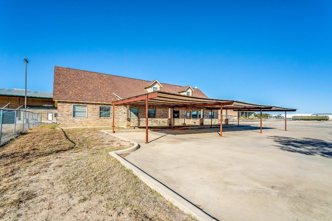 520 Tradeway Drive Mineral Wells TX 76067