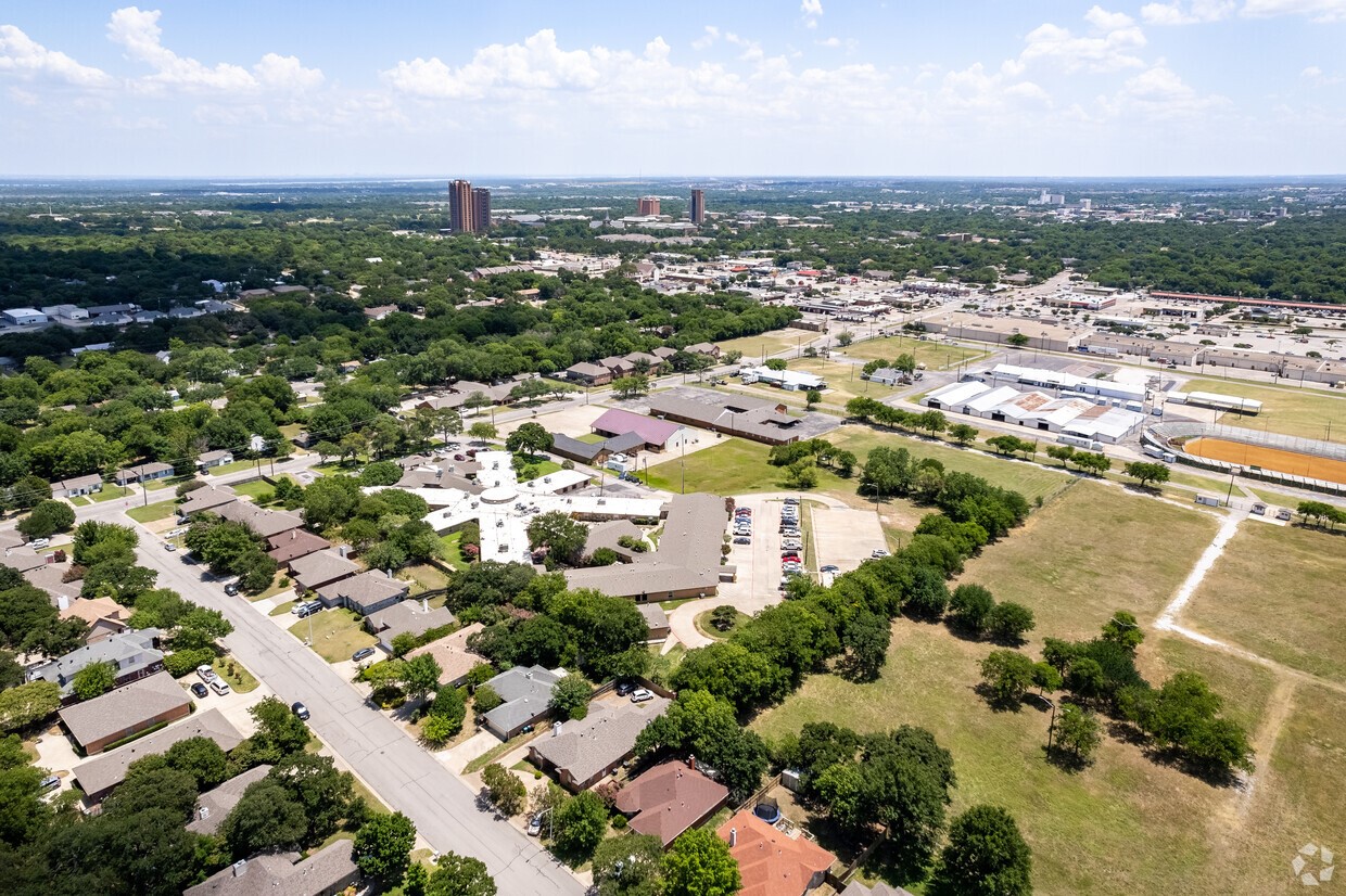 2229 N Carroll Boulevard Denton TX 76201