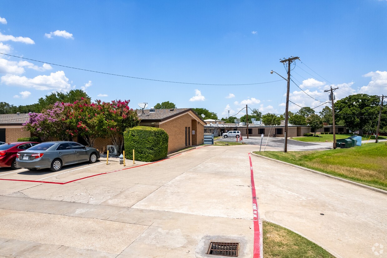 2229 N Carroll Boulevard Denton TX 76201