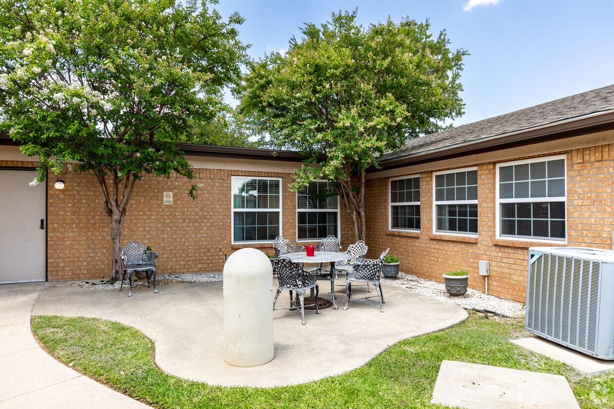 2229 N Carroll Boulevard Denton TX 76201