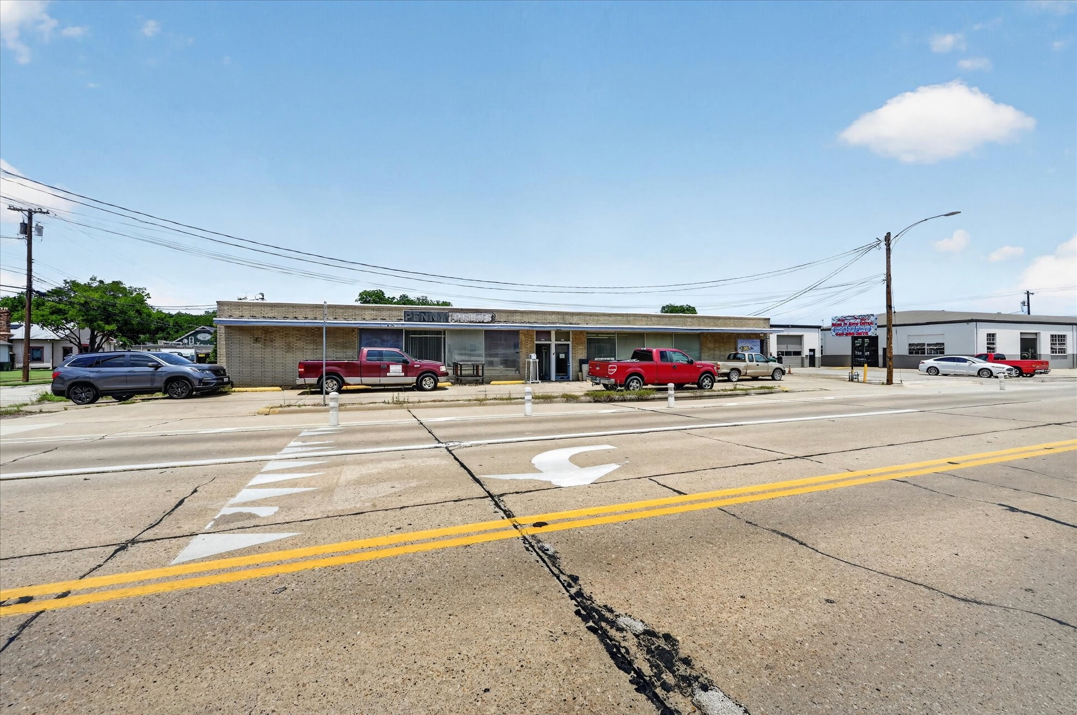 222 W Parkway Street Denton TX 76201
