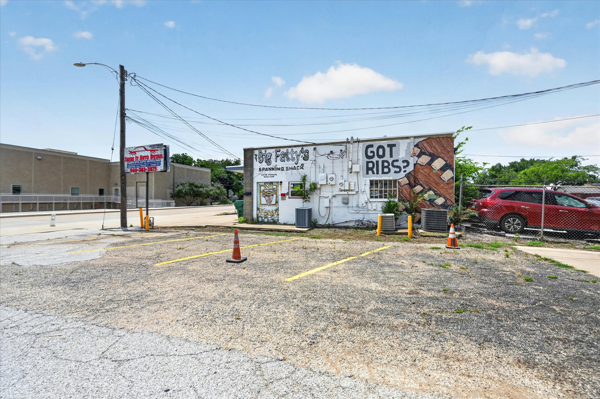 222 W Parkway Street Denton TX 76201