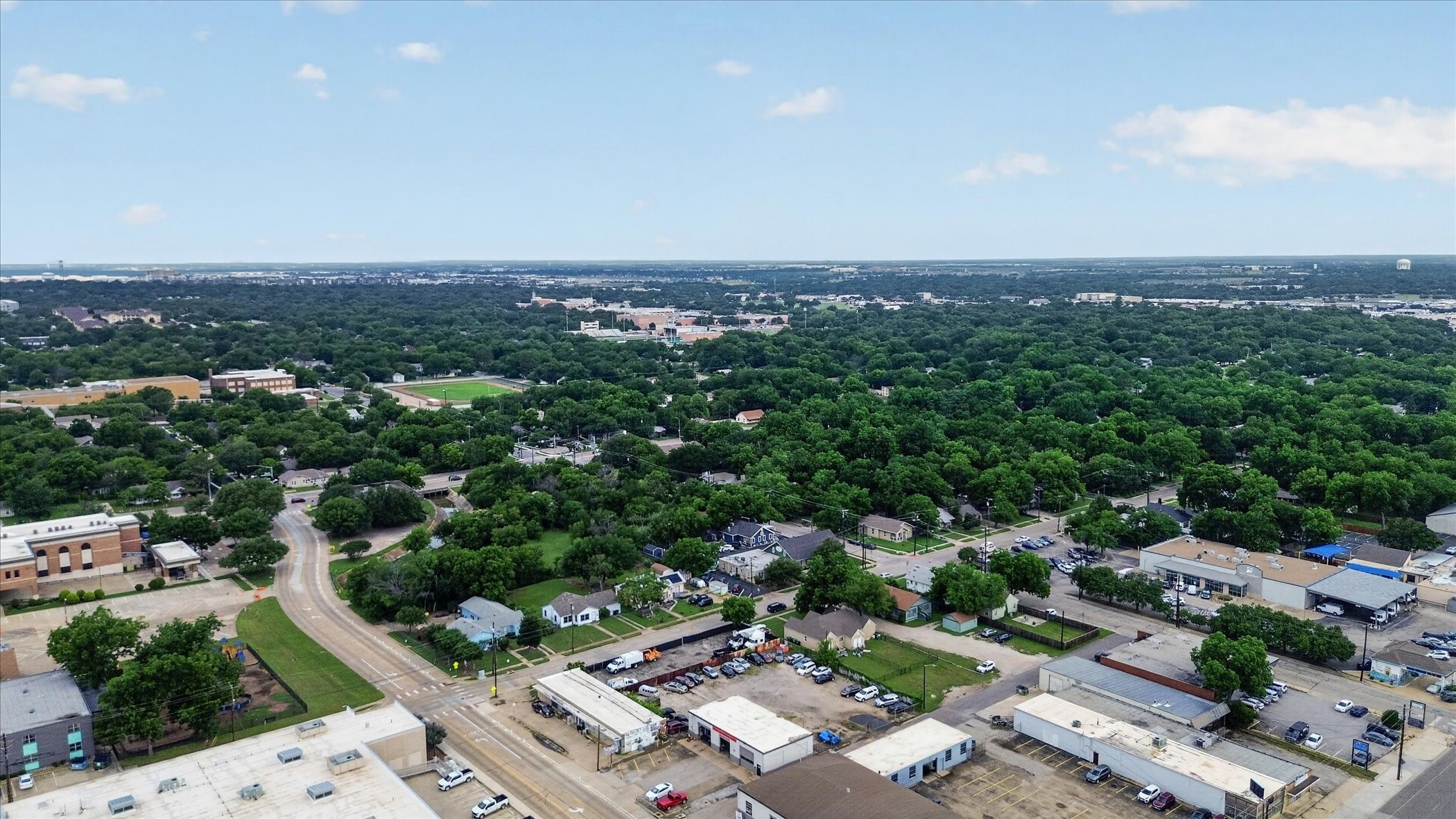 222 W Parkway Street Denton TX 76201
