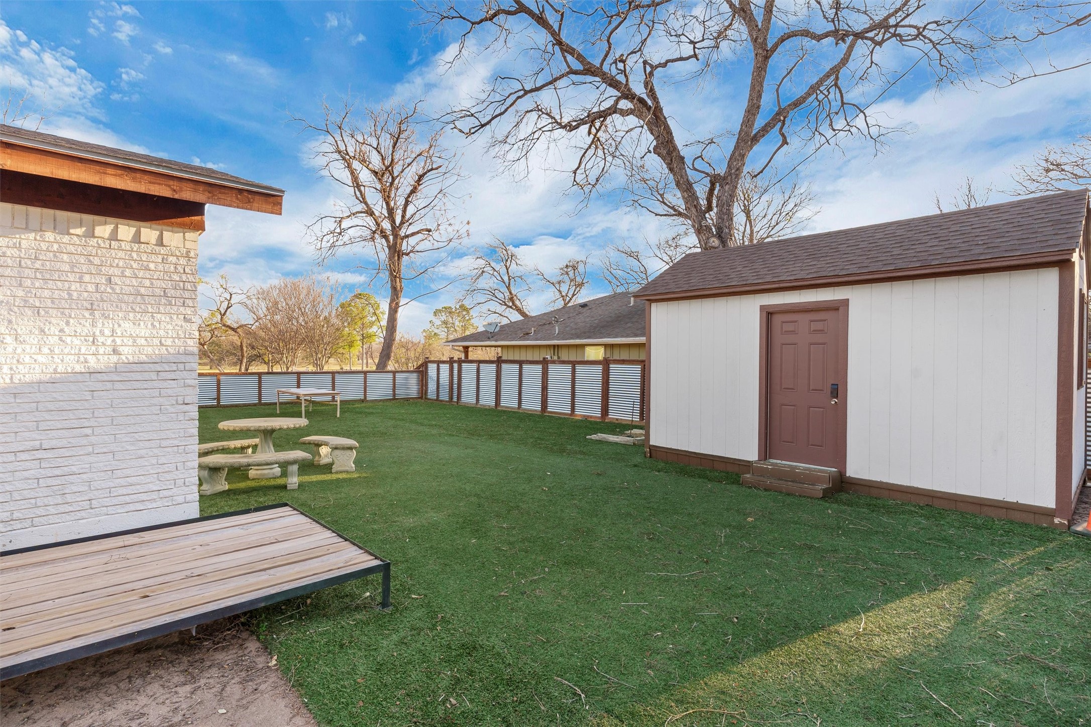 212 N Crockett Street Granbury TX 76048