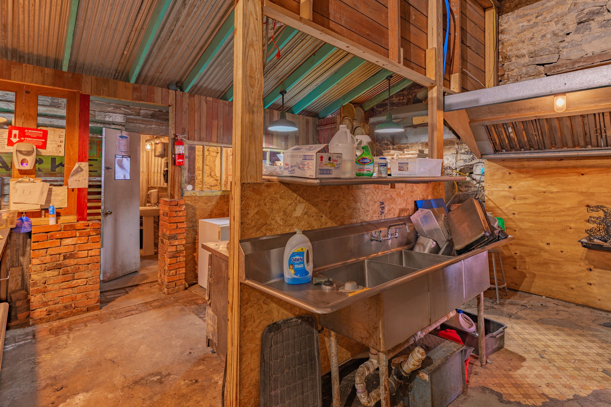 4149 & 4147 3rd Street Walnut Springs TX 76690