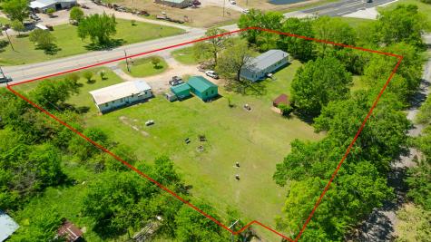 1530 W Front Street Street Blossom TX 75416