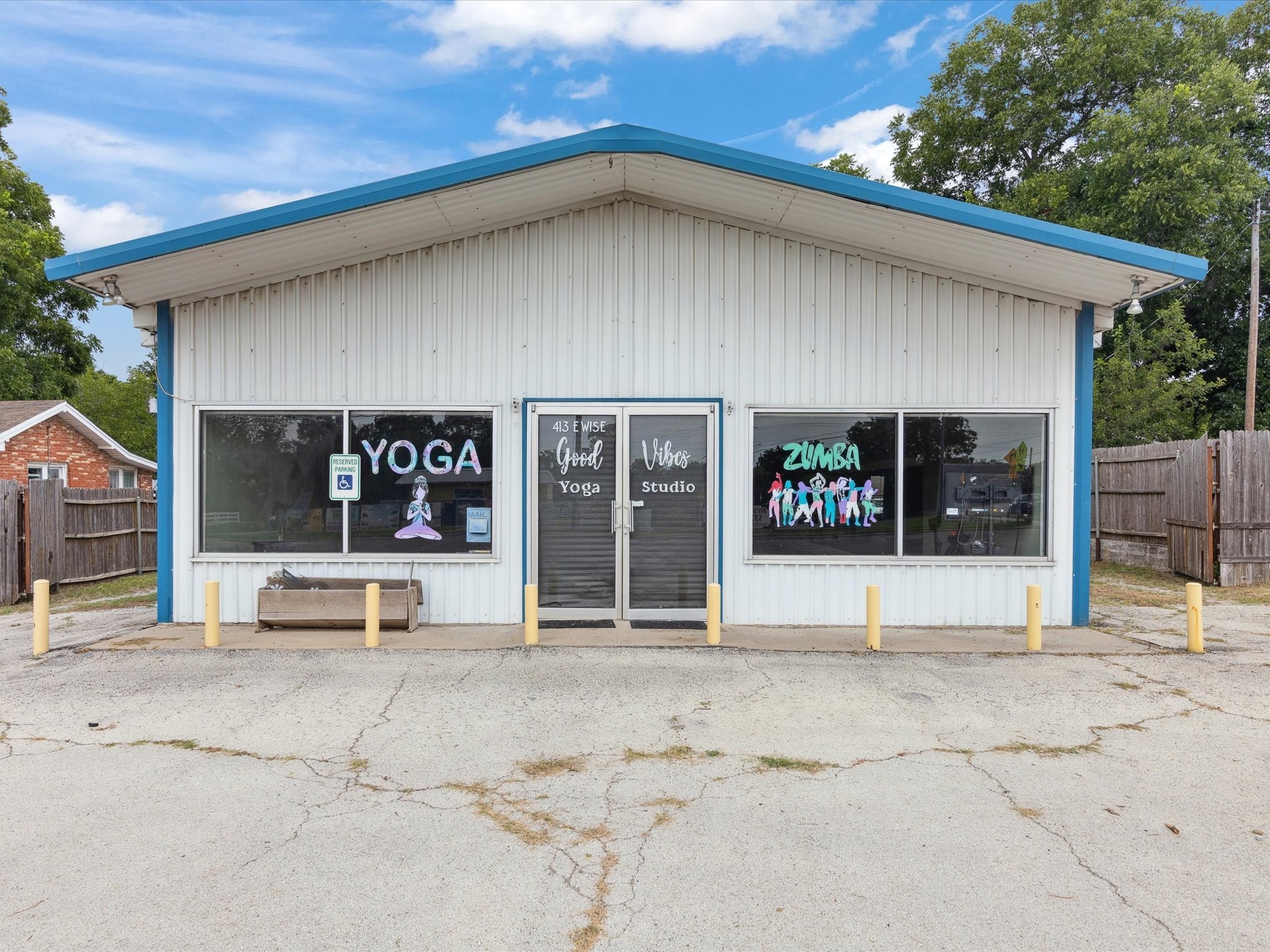 413 E Wise Street Bowie TX 76230