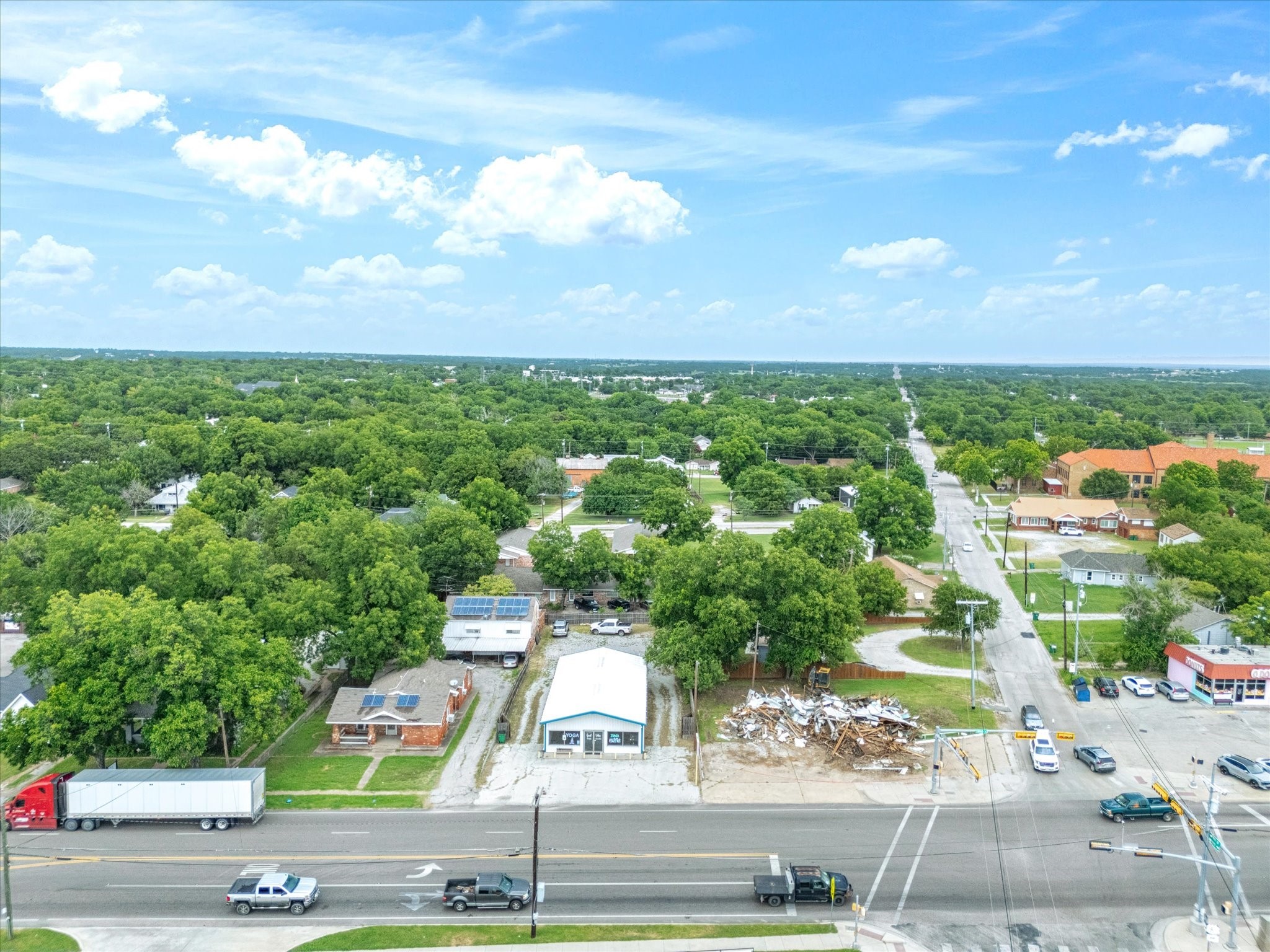 413 E Wise Street Bowie TX 76230
