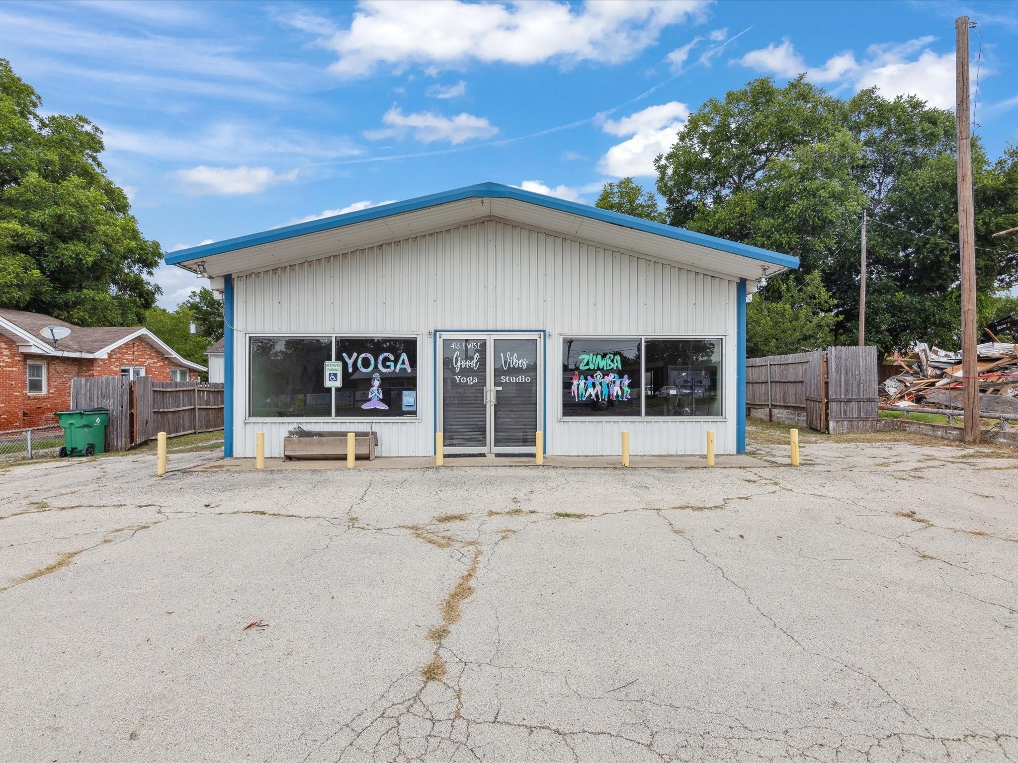 413 E Wise Street Bowie TX 76230