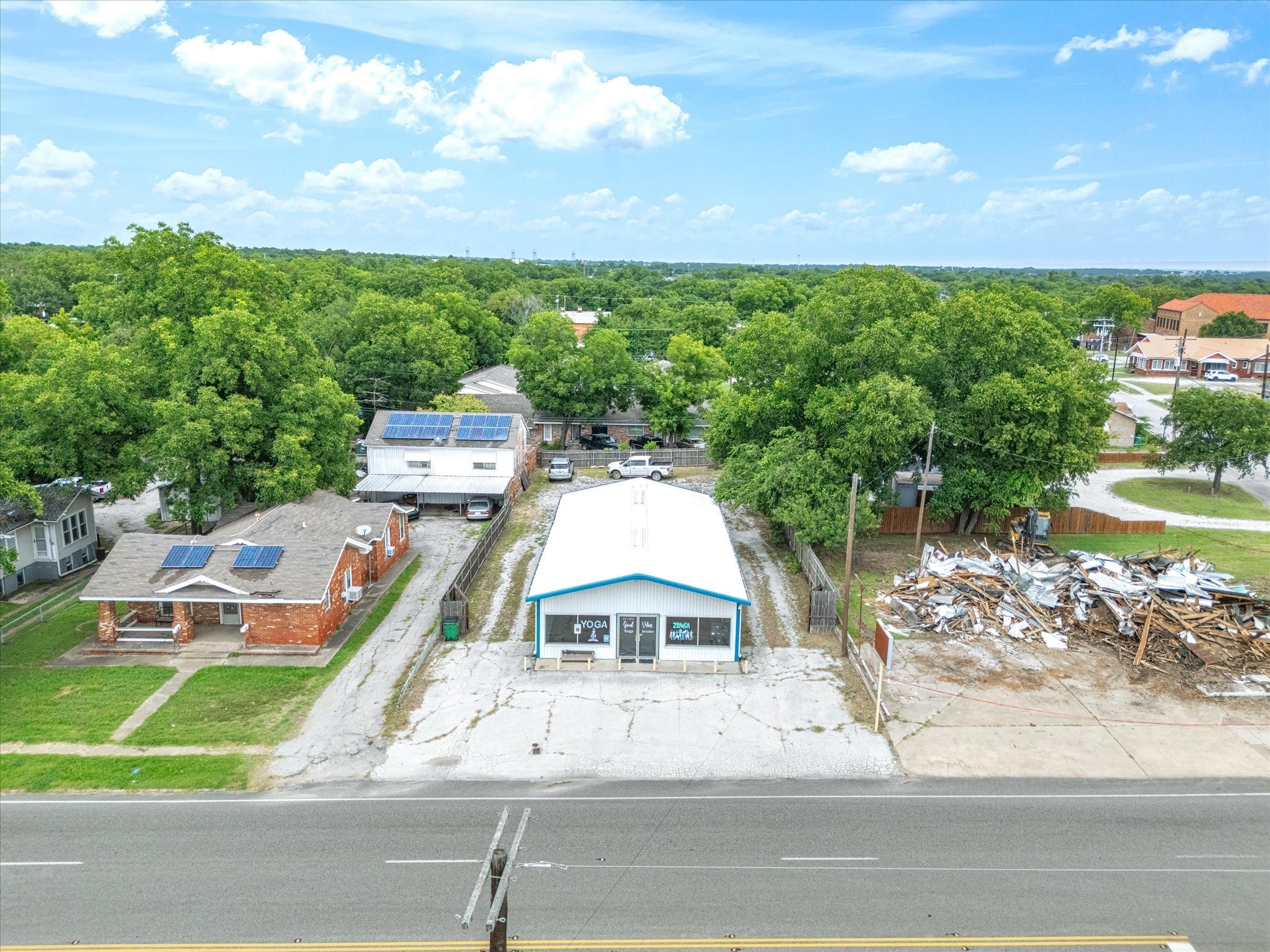 413 E Wise Street Bowie TX 76230