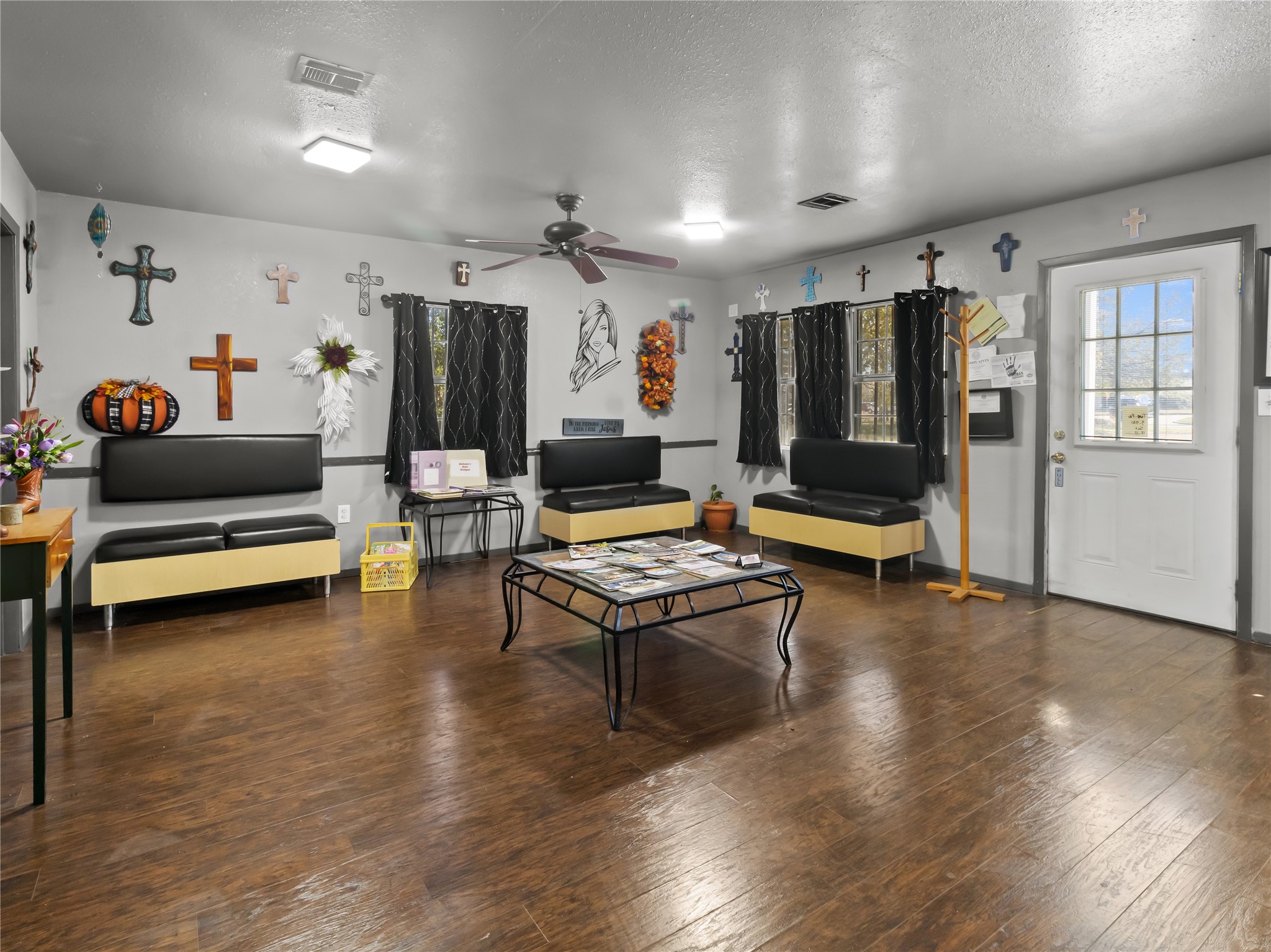 208 W 1st Avenue Corsicana TX 75110