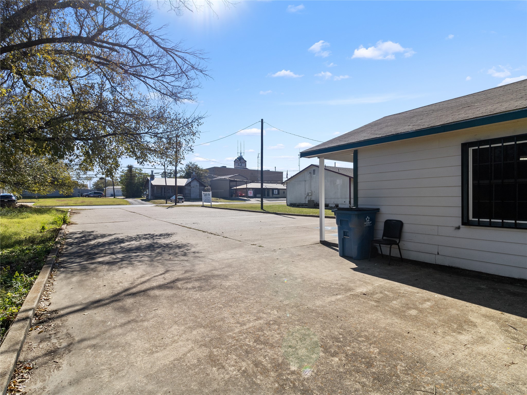 208 W 1st Avenue Corsicana TX 75110