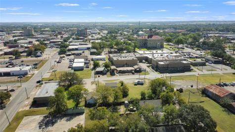 208 W 1st Avenue Corsicana TX 75110