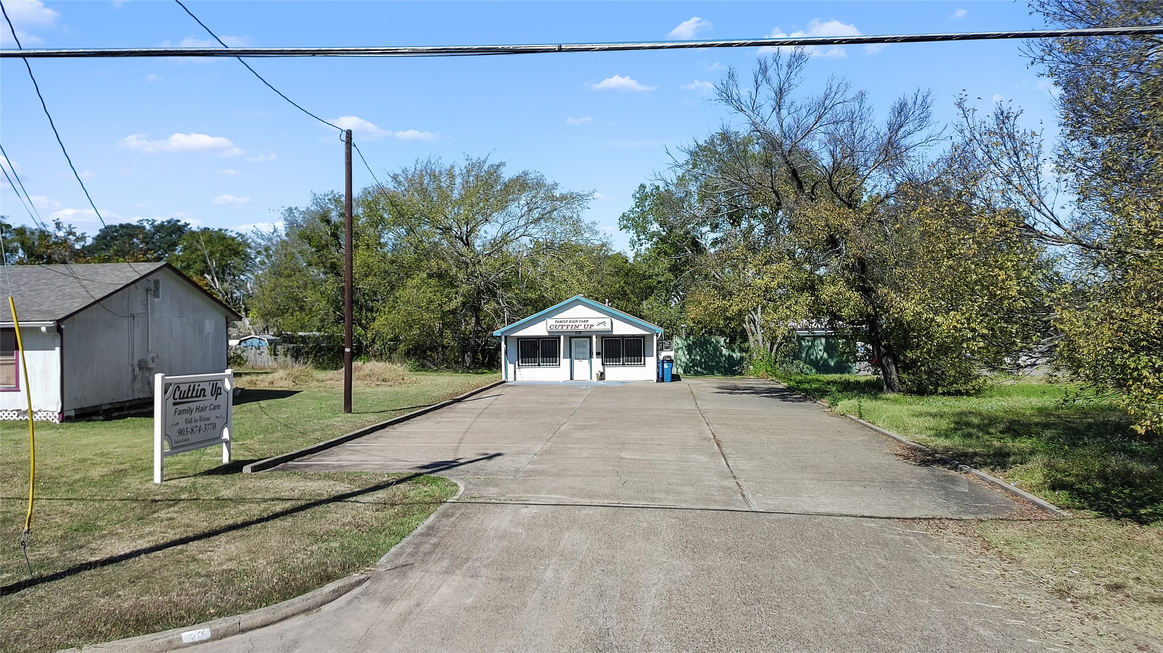 208 W 1st Avenue Corsicana TX 75110
