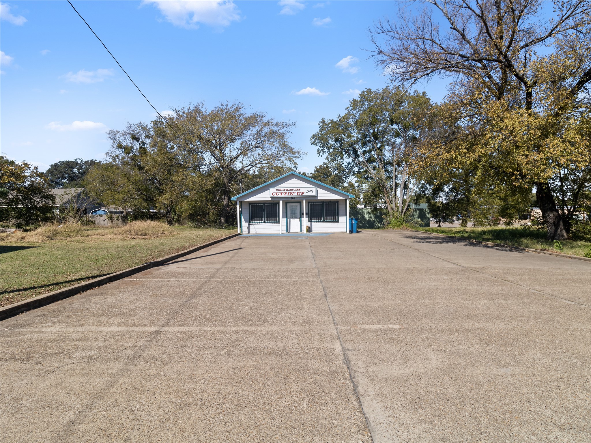 208 W 1st Avenue Corsicana TX 75110