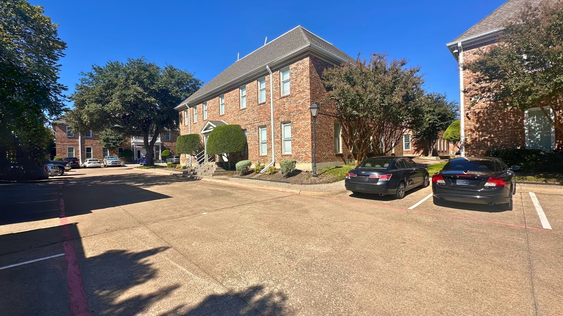 17768 Preston Road Dallas TX 75252