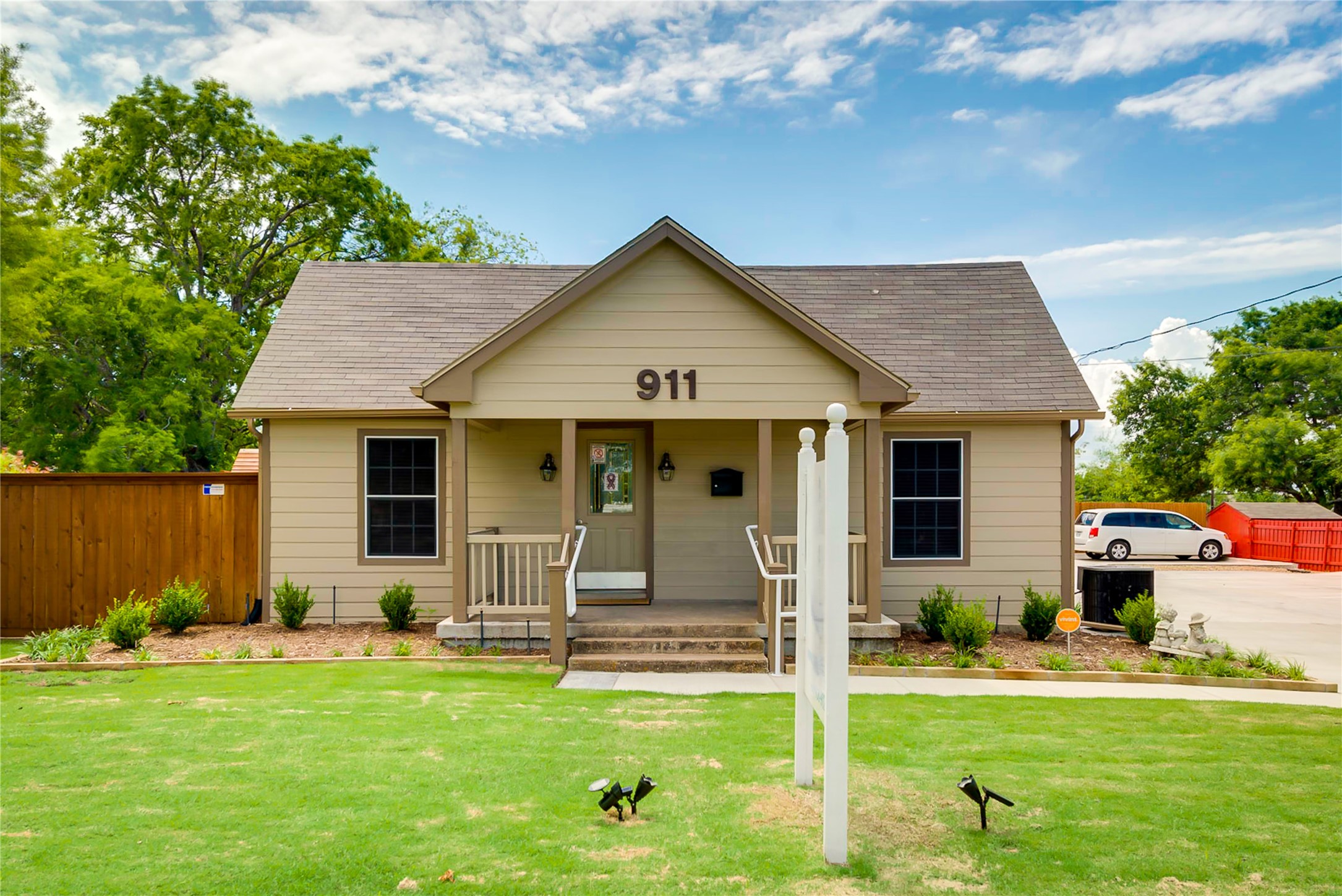 911 N Goliad Street Rockwall TX 75087