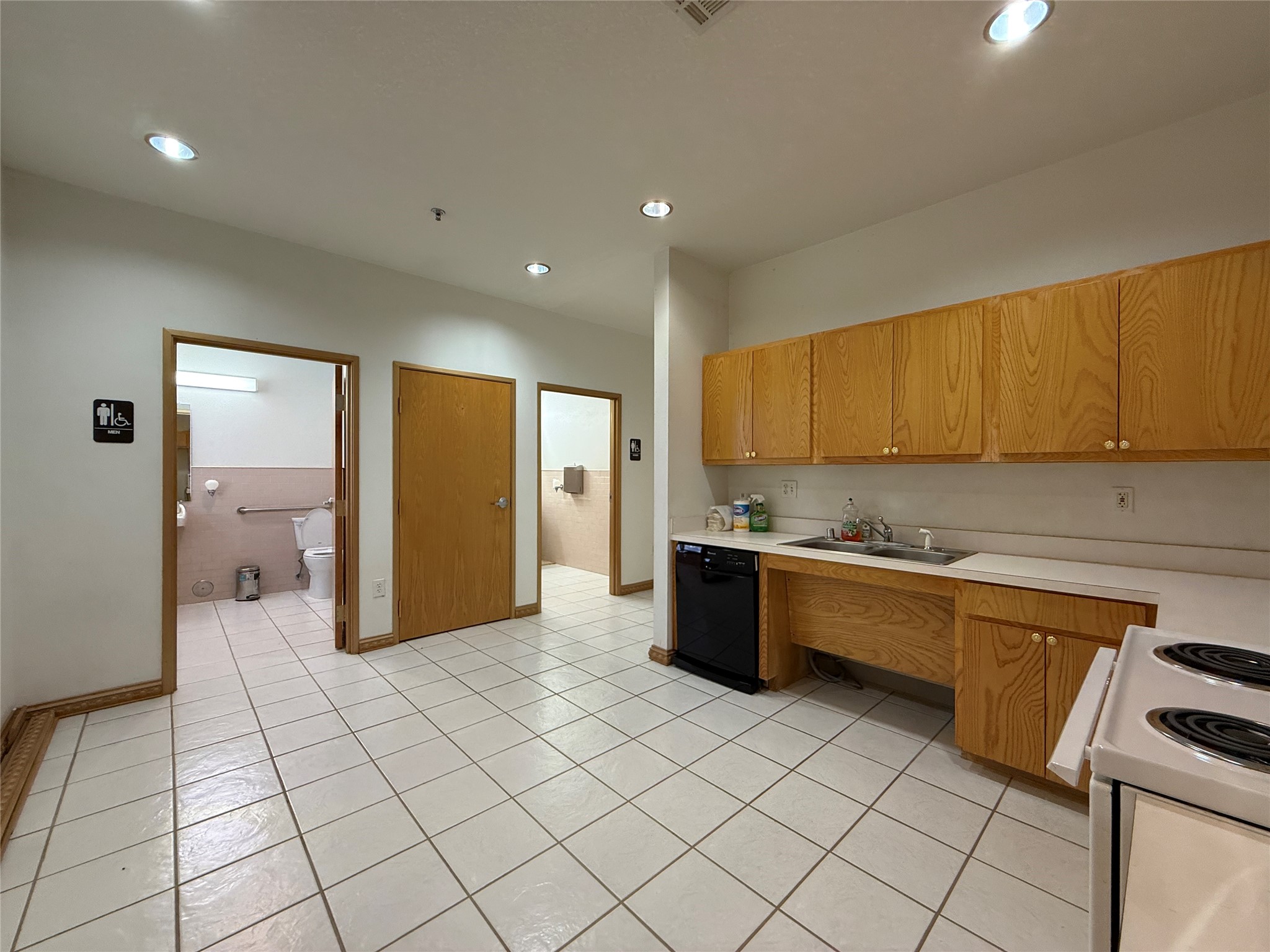 5208 Village Creek Drive Plano TX 75093