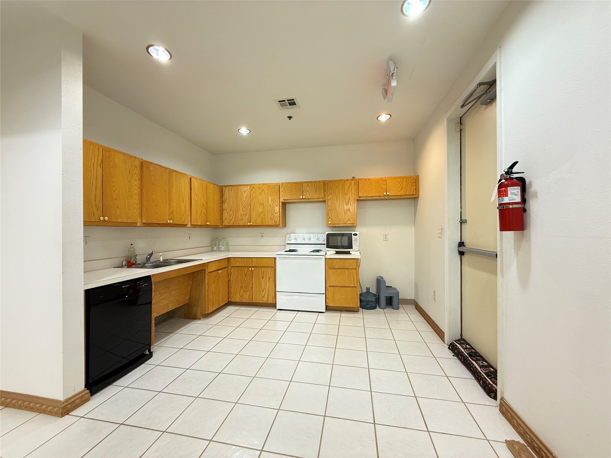 5208 Village Creek Drive Plano TX 75093