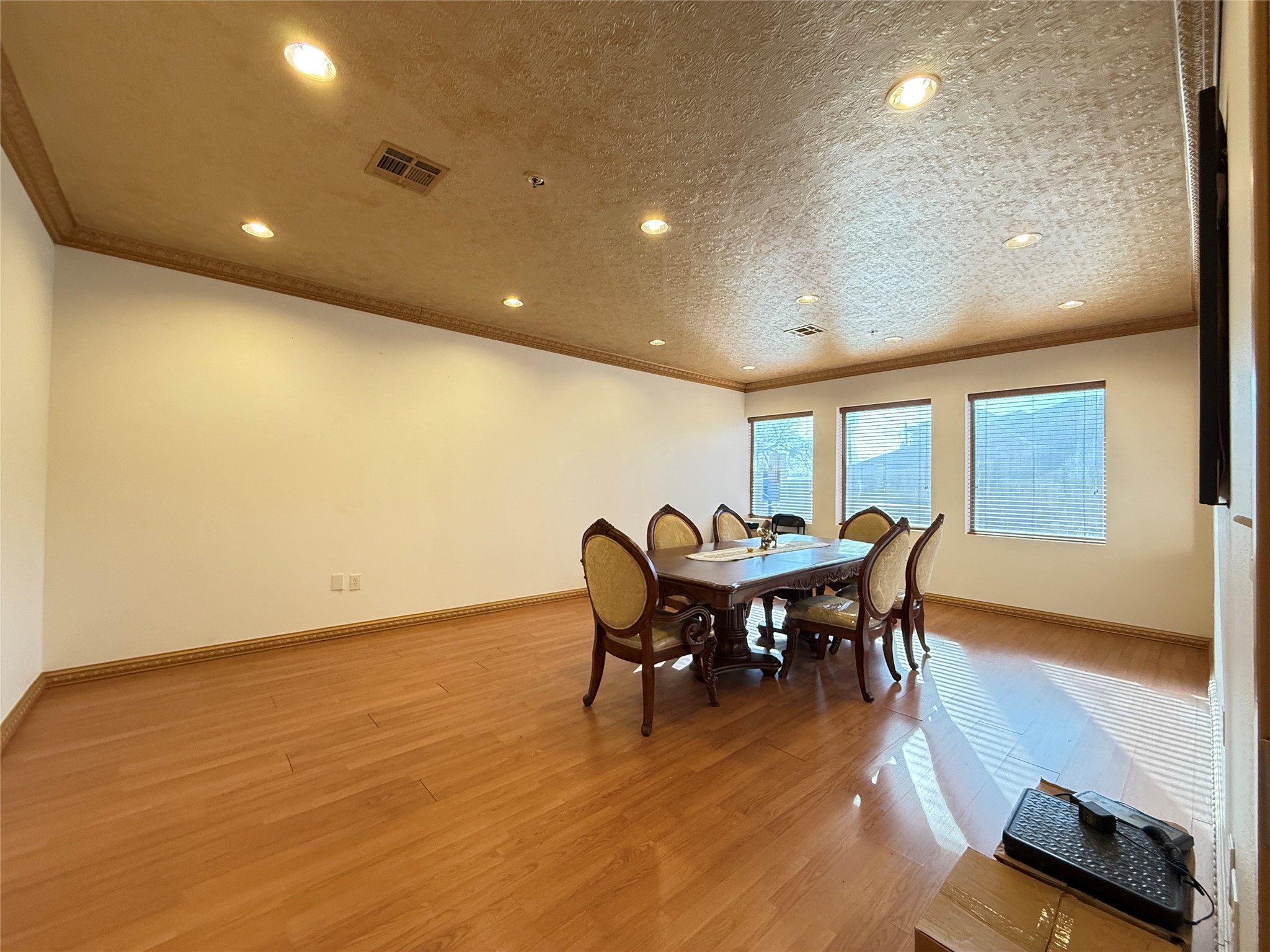 5208 Village Creek Drive Plano TX 75093