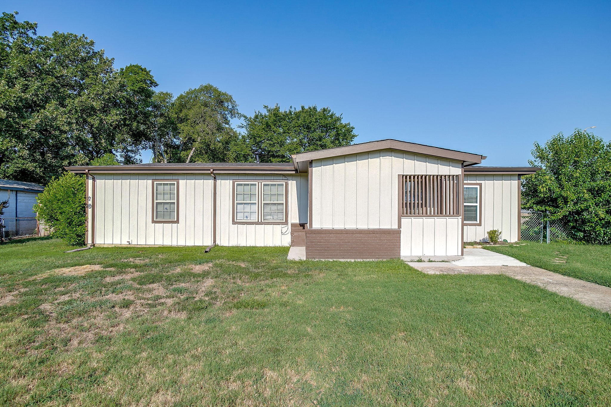 5700 Lenore Street Fort Worth TX 76134