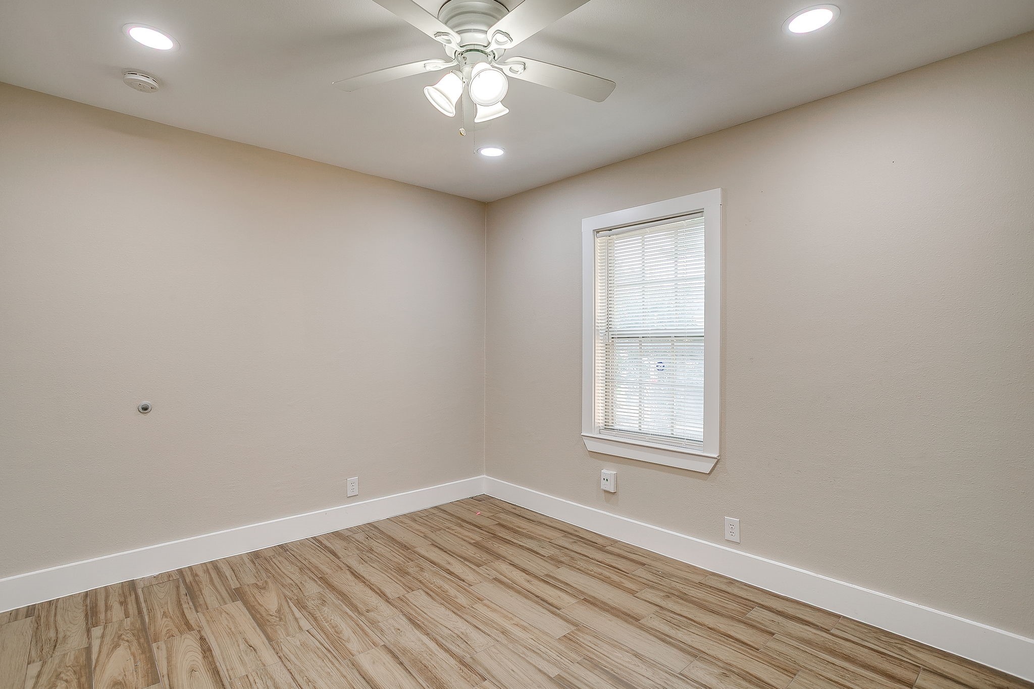 5700 Lenore Street Fort Worth TX 76134