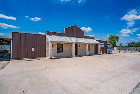 200 Kings Plaza Granbury TX 76049