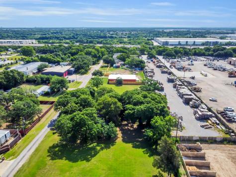 1401 Leyfair Drive Grand Prairie TX 75050