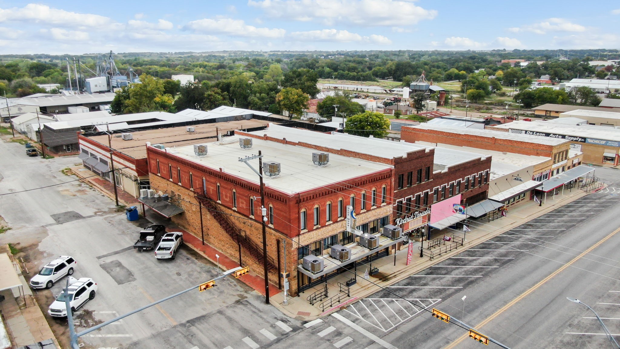 100 N Texas Street De Leon TX 76444