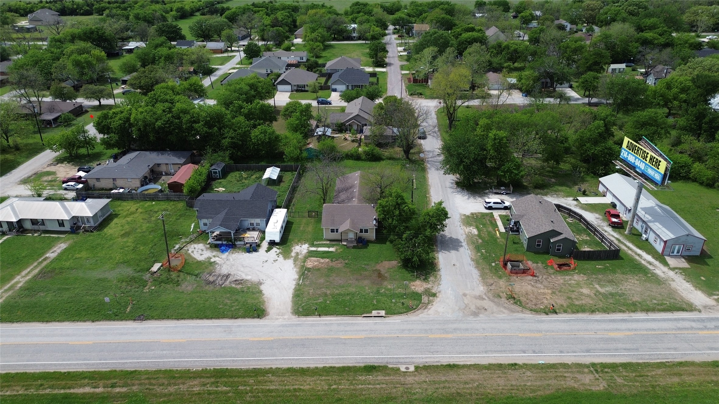 401 Frontage Road Valley View TX 76272