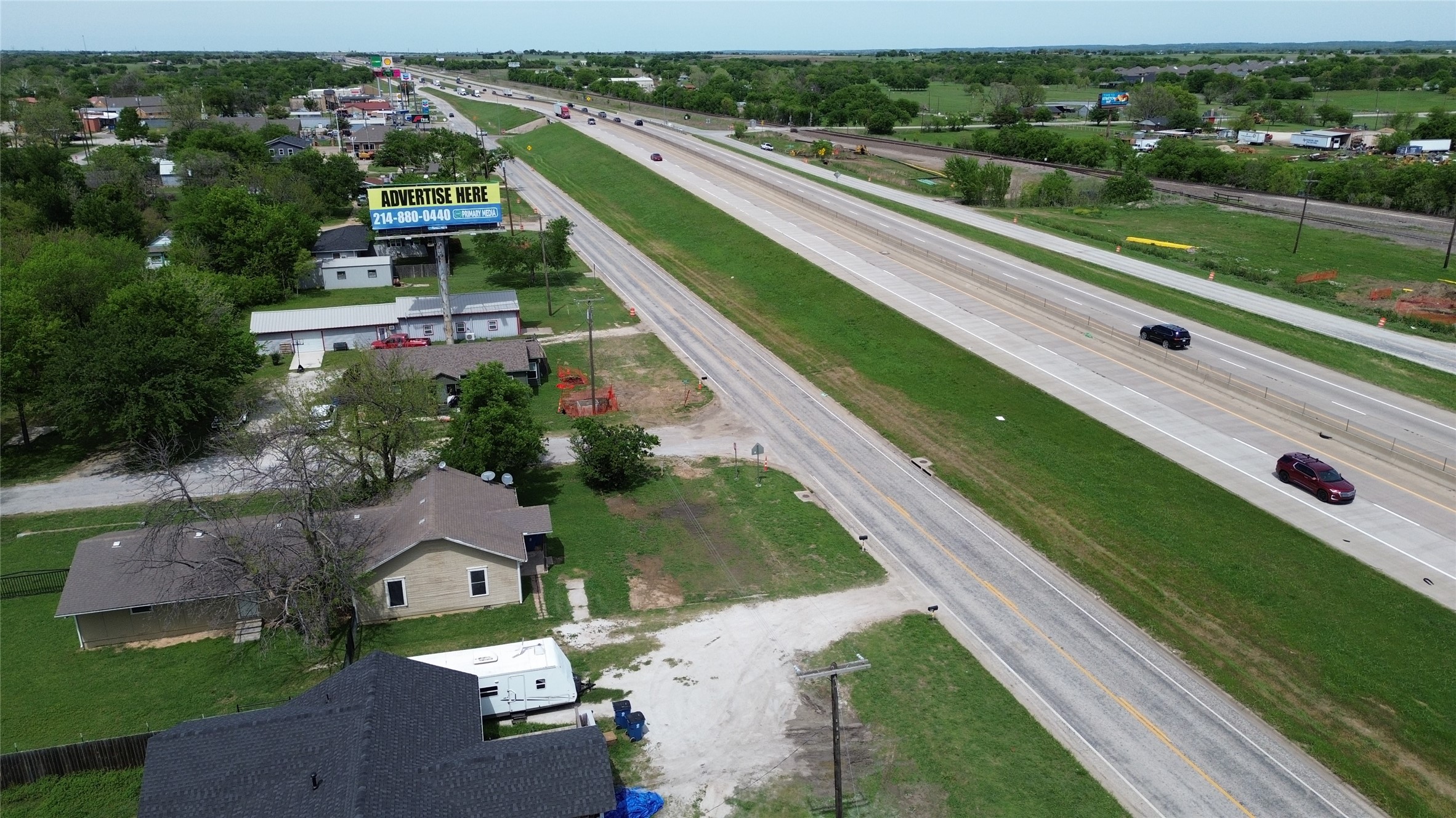 401 Frontage Road Valley View TX 76272
