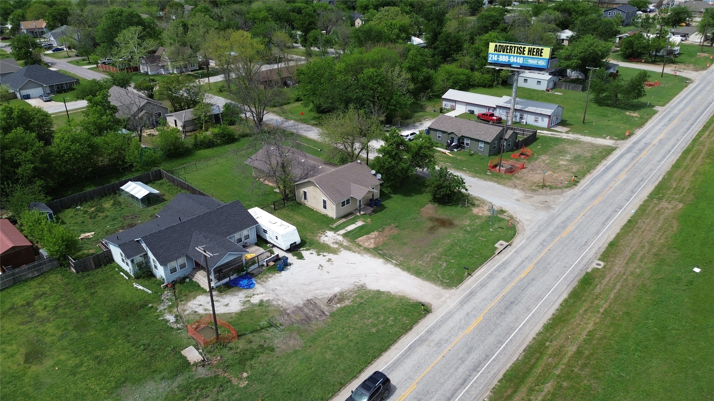 401 Frontage Road Valley View TX 76272