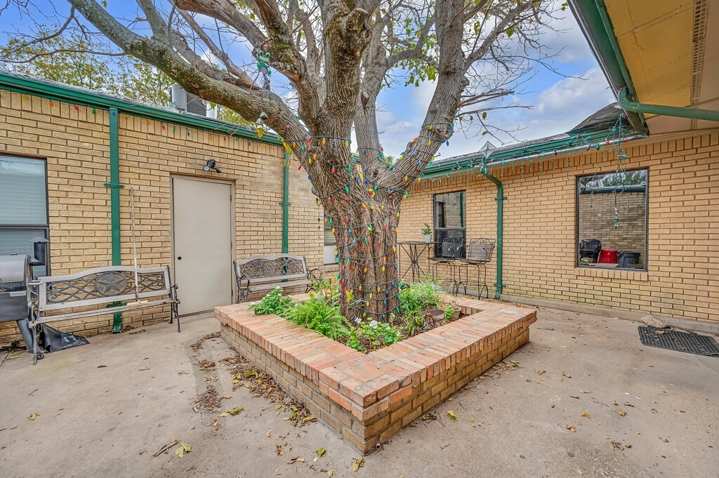101 E Washington Avenue Whitney TX 76692