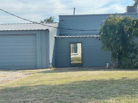 518 N Breckenridge Avenue Breckenridge TX 76424