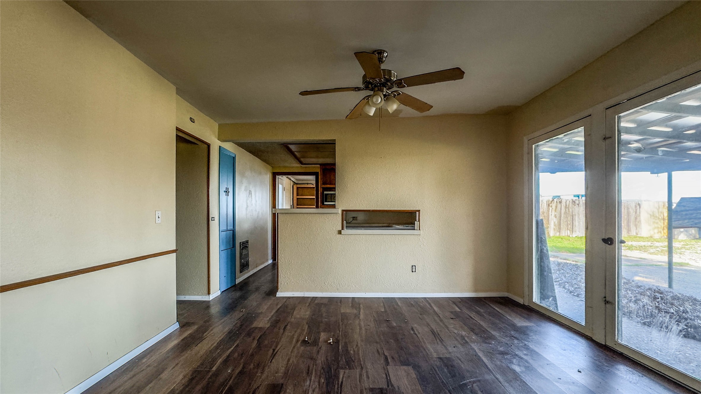 719 E Highway 67 Duncanville TX 75137