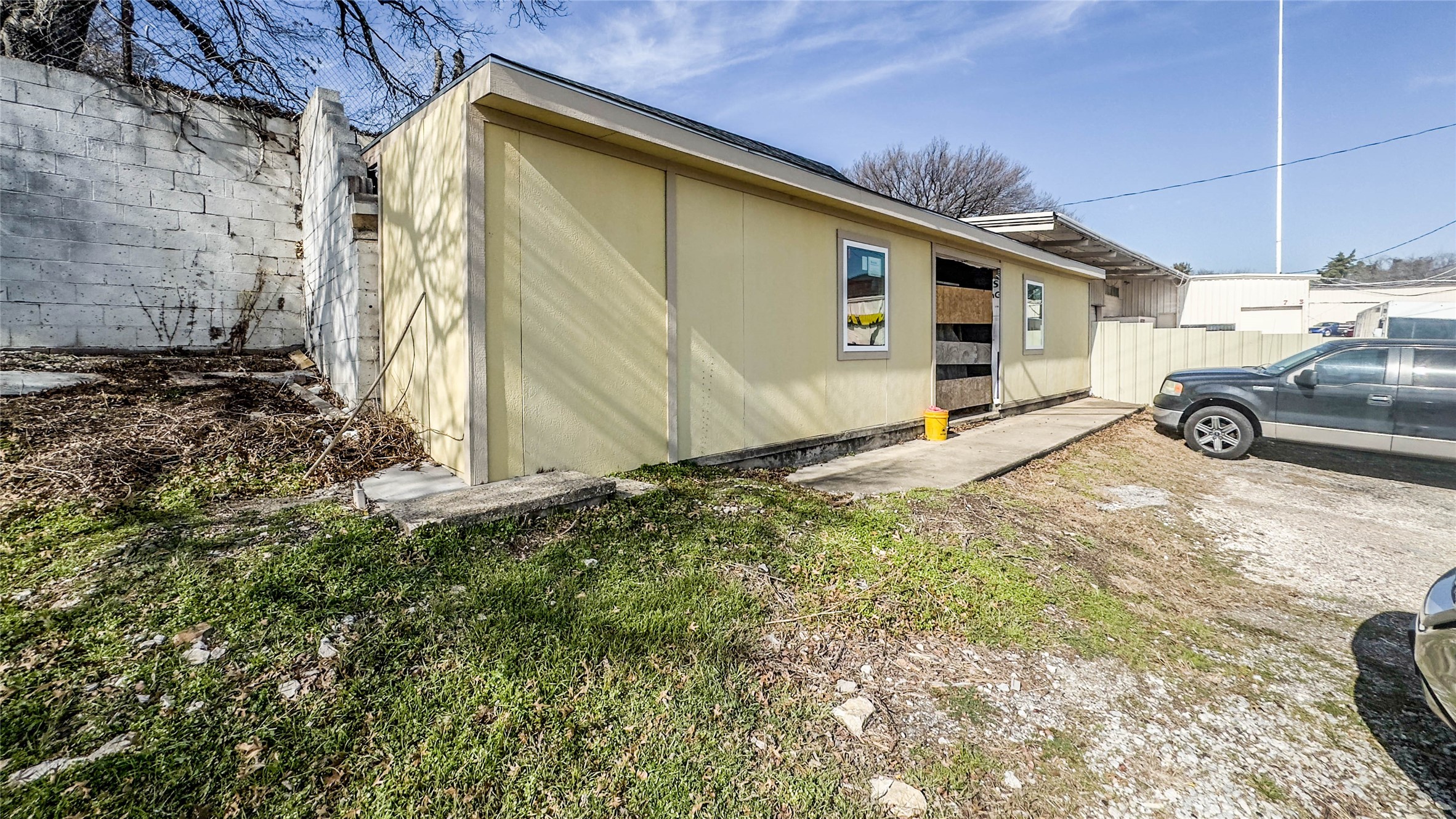 719 E Highway 67 Duncanville TX 75137