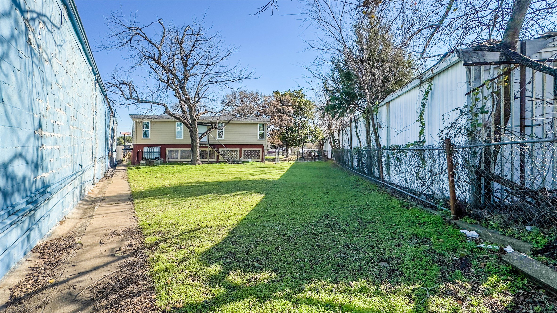 719 E Highway 67 Duncanville TX 75137